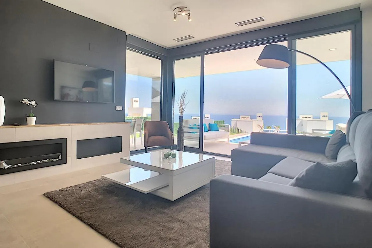 2254-Luxury Villa With Private Pool And Seaview Sotogrande